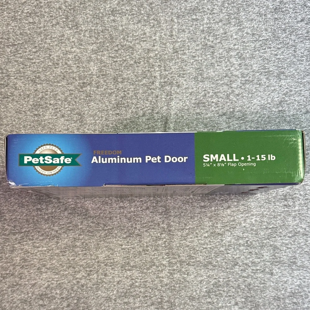 PetSafe Aluminum Pet Door with Soft Flap NWT